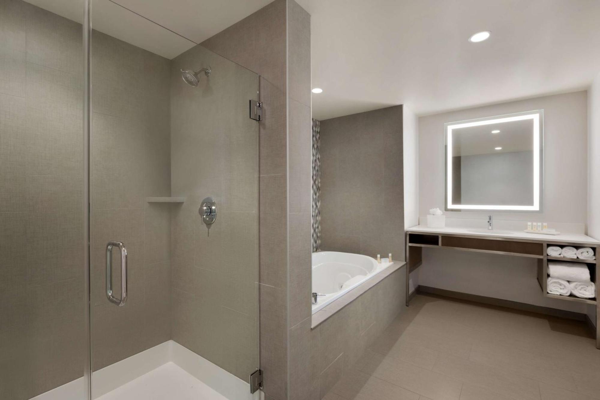 Hilton Garden Inn Lompoc, Ca Bagian luar foto