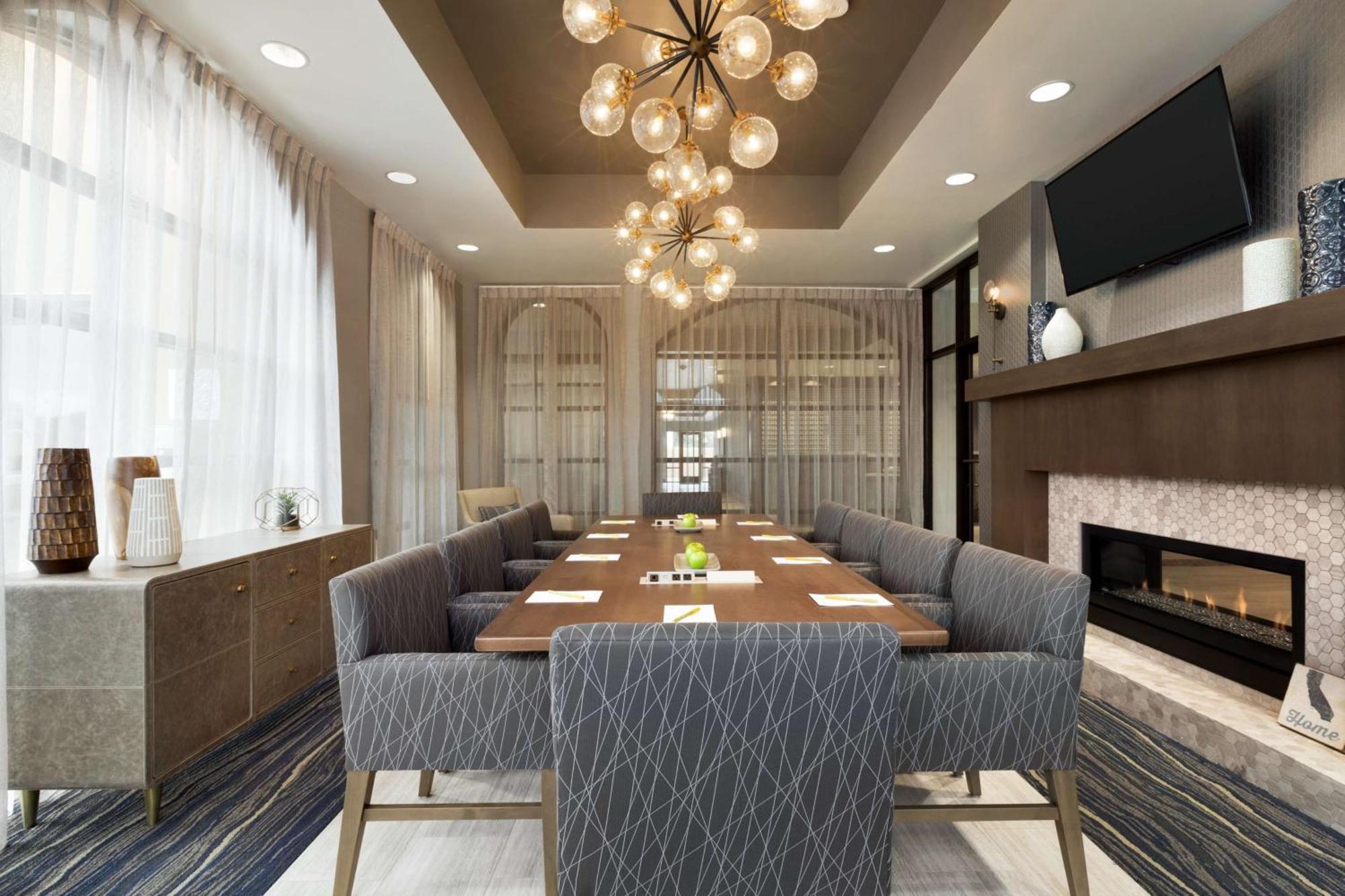 Hilton Garden Inn Lompoc, Ca Bagian luar foto
